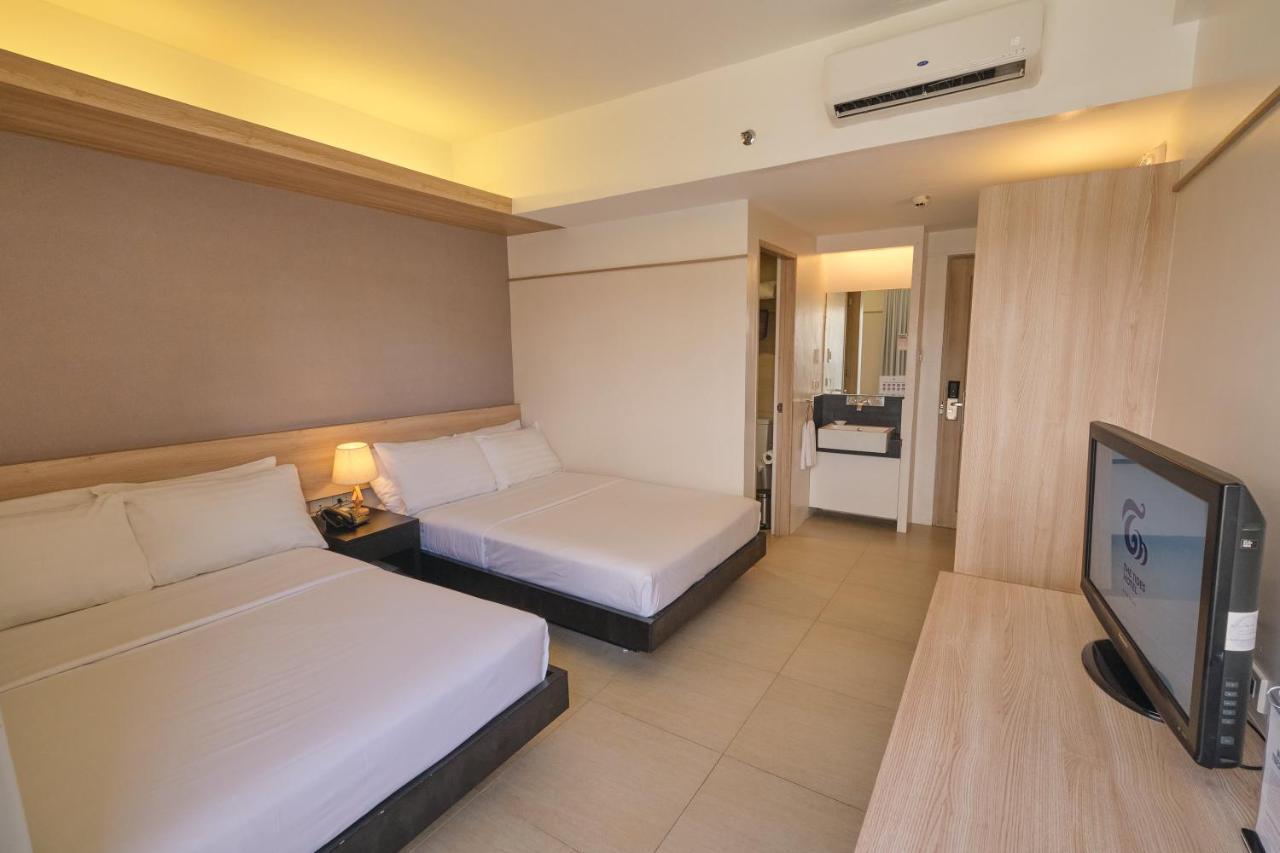 The Tides Hotel Boracay Balabag  Exterior photo